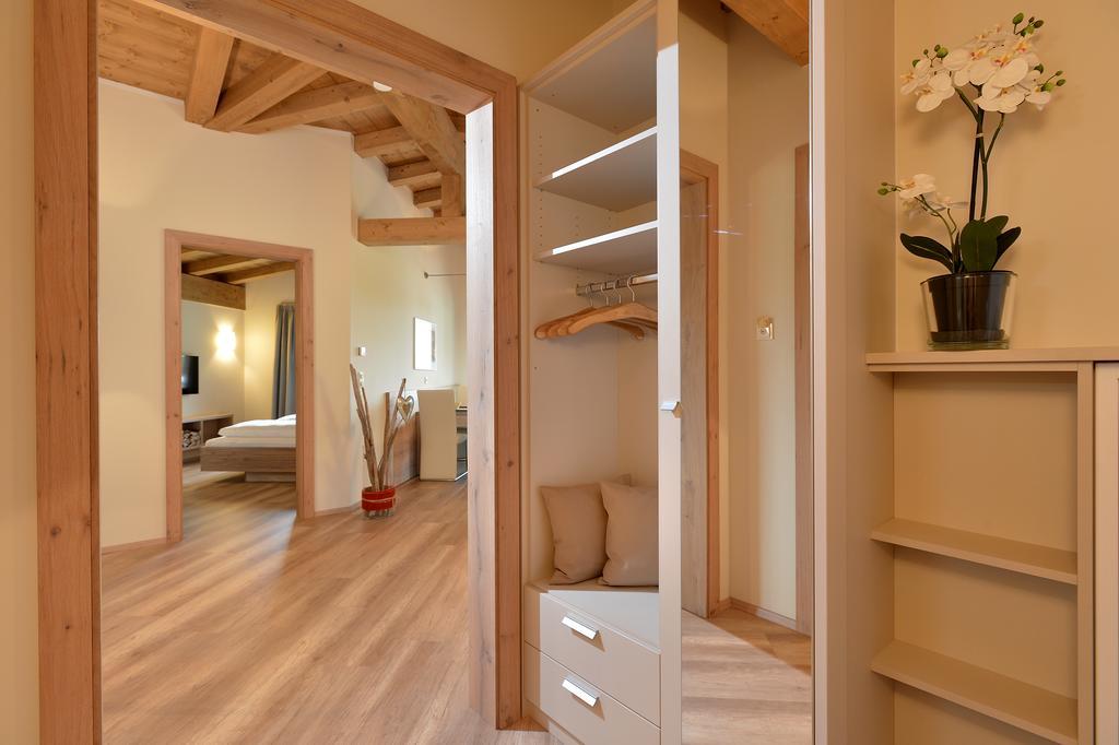 Resort Tirol Brixen Am Sonnenplateau Brixen im Thale Room photo